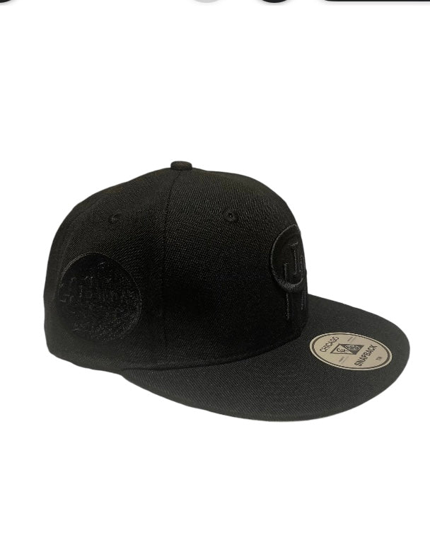 BLACK ON BLACK CHI SIGNATURE SNAPBACK